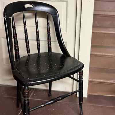 Kitchen chairs with red pinstripes with perforated plywood seat, c. 1880s