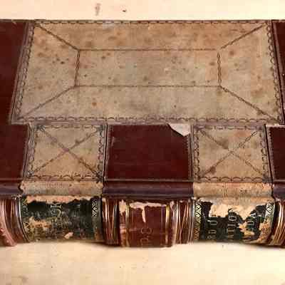 Ledger book of Minutes of the Board of Education, 1895-1899