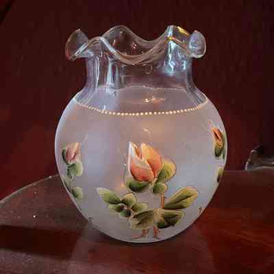 Glass vase with pink enameled rosebuds of the Cox family, early 1900s