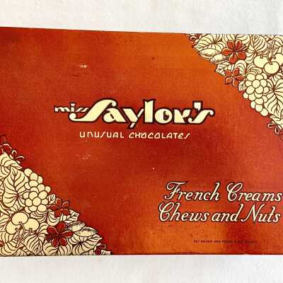 Copper-and Gold paper Box from Saylor's, prior 1992