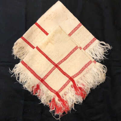 Pair of ecru damask linen napkins with red patterned design, early 1900s