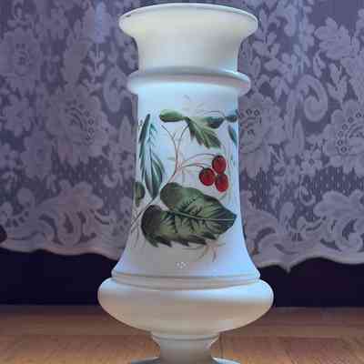 Bristol vase of Miss Ida Kelsey, c. 1880s or 1890s