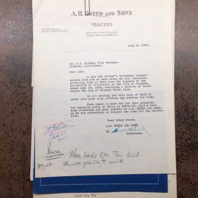 Correspondence about deeding property from UC Berkeley to the City, 1924