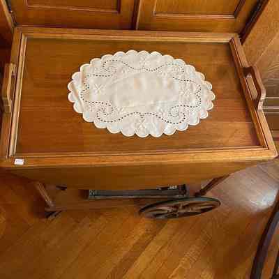 Mahogany Tea cart of the Meyers family, c. 1920s
