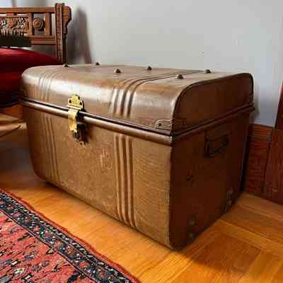 Iron Trunk with blue interior of the De Bernardi family, c. 1880s-1890s