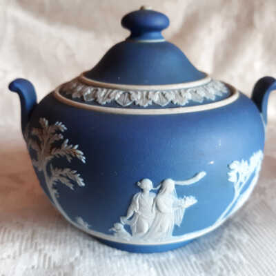 Blue Jasperware Wedgwood tea set of the Martin family, after 1891