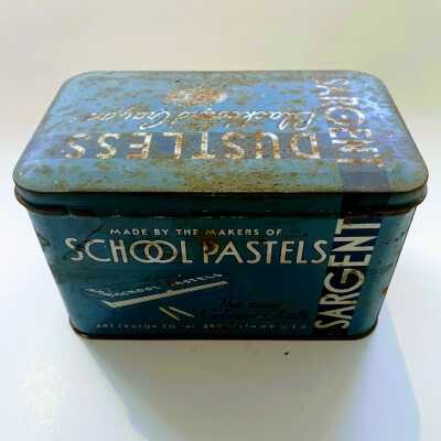 Box for Sargent Blackboard Crayons of the Meyers family, c. 1920
