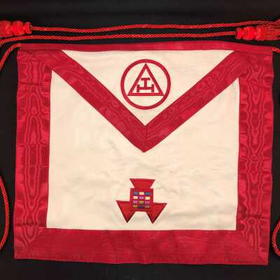 Masonic aprons of Herbert D. Clark, and box, 1915