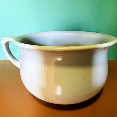 Thomas Hughes chamber pot of the Fenn family, c. early 1900s