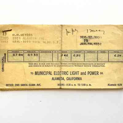 Municipal Electric Light Plant Bills for 2021 Alameda Ave, 1931-1932