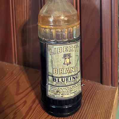 Bottle of blueing from the Meyers House, c. 1920s-1930s