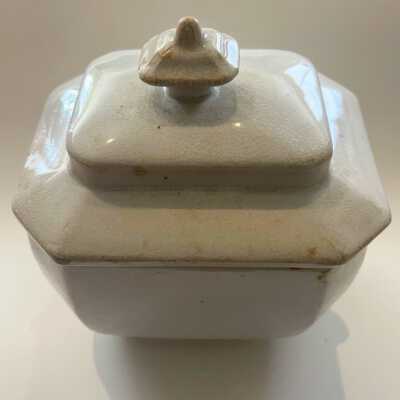 Rectangular Ironstone sugar bowl of the Meyers family, c. 1890