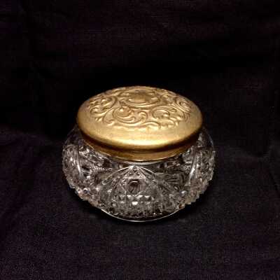 Clear pressed-glass powder jar with lid, c. 1900