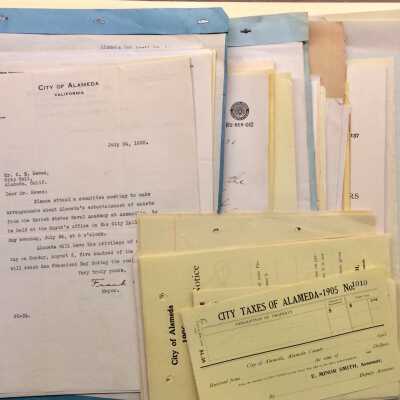 Folder with miscellaneous City documents, 1905-1909; 1920s-1930s, 1940