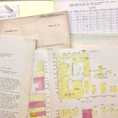 Folder with reports and maps about the 1920 Park Street fire