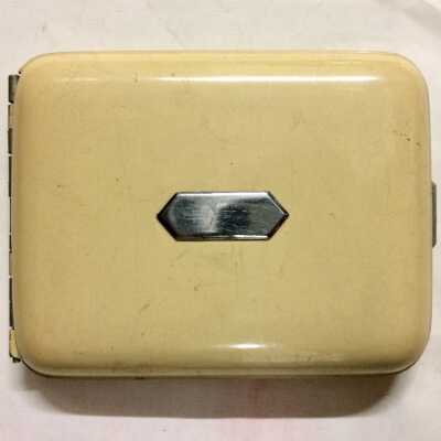 Enameled / nickel-plated cigarette case of Ethel Ekberg, c. 1920s