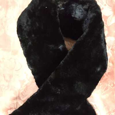 Sealskin collar with ebony plastic clip of Edna Fisher Hall, c. 1930