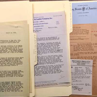 Folders with correspondence on miscellanouse topics, 1920-1926