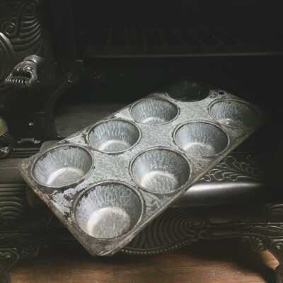 Muffin tin used by Mrs. Linderman (nee Mary Francis Thornton), c. 1920