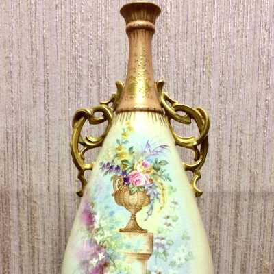 German semi-porcelain vase with gold accents, c. 1890