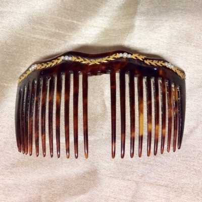 Ornamental tortoiseshell hair comb of Mrs. Meyers, early 1900s