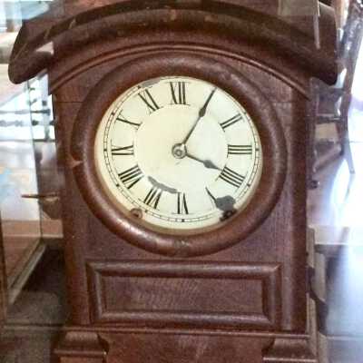 Waterbury Clock Co. empire-style shelf clock, c. 1860