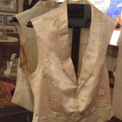 Man's cream colored silk brocade vest of W. W. Chipman, 1850s