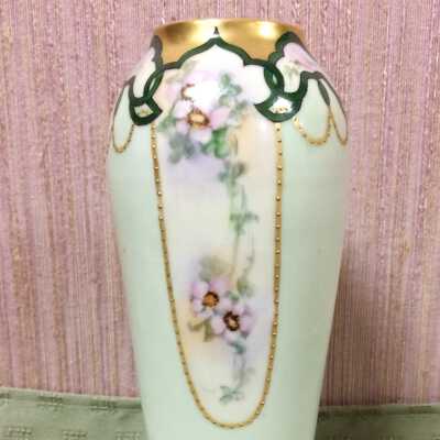 Porcelain vase hand-painted in art nouveau style by Anna J. Spreckels, c. 1910