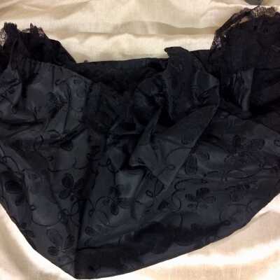 Black silk and lace Drawstring silk purse of the Norton family, c. 1900
