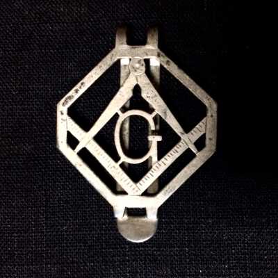 Square open-work silver money clip of William Cox, c. 1920s