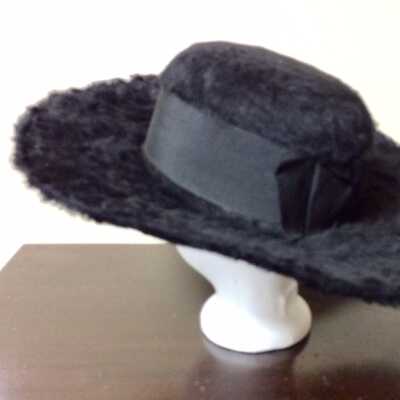 Black Fur Felt hat with Silk Grosgrain Ribbon Band, c. 1915