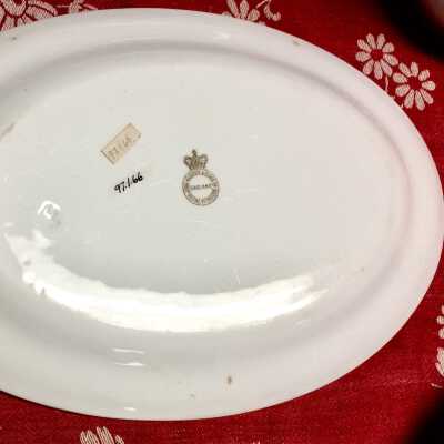 Oval Royal Vitreous platter of the Meyers family, after 1891