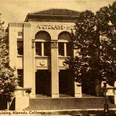 Postcard of the Veterans Memorial Building, c. 1950