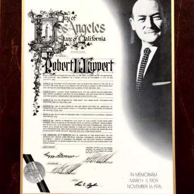 Certificate by L.A. City in memory of robert L. Lippert, 1977