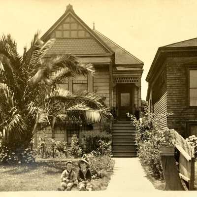 Photo Postcard, A.K. Fulton in front of 1570 Lincoln Ave, c. 1909