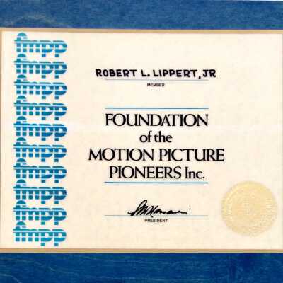 Plasticized plaque of member Certificate R. Lippert Jr of motion picture pioneers inc