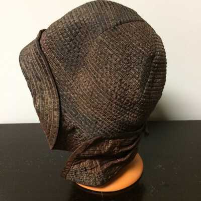 Brown rayon cloche hat with pseudo bow trim of Edna Thomas, c. 1930