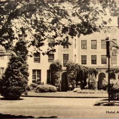 Postcard of Hotel Alameda, Central Ave entrance, c. 1950