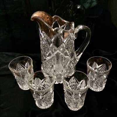 Lemonade pitcher and tumblers of the Carvalho family, early 1900s