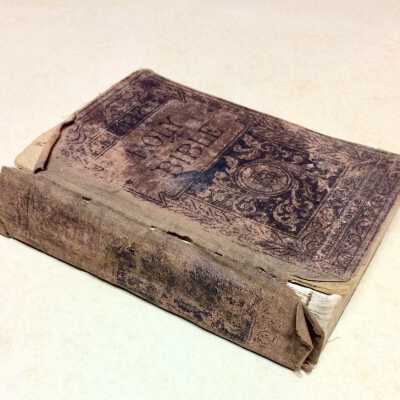 Family Bible of the Clinton family, before 1886