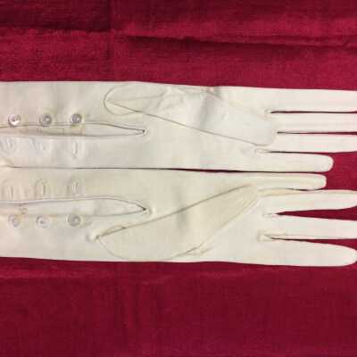 White kid gloves from 'Grands Magaisns Du Louvre', late 1890s-early 1900s