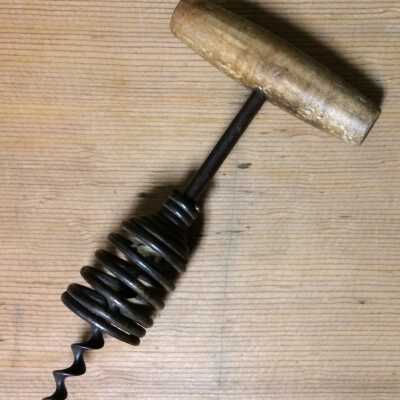 Cast iron corkscrew of the Macdonald family, early 1900s