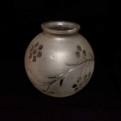 Frosted bulbous glass shape with intaglio stylized floral pattern, 1912