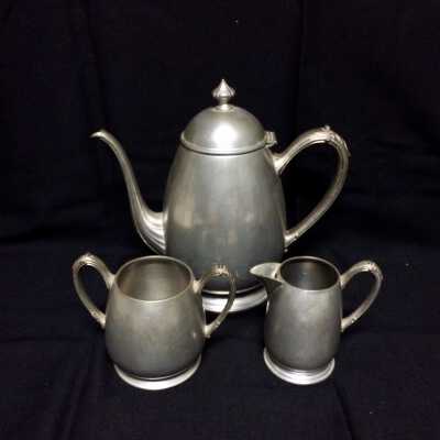 New Amsterdam Silver Co. Pewter tea set ofthe Martin family, c. 1920