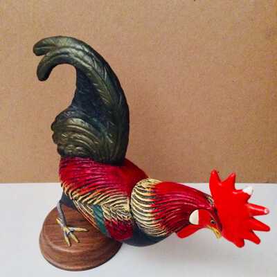 Easter rooster papier-mâché candy container
