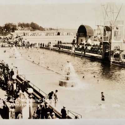 Postcard of the outdoor pool of Neptune Beach, c. 1931