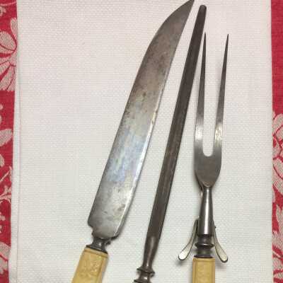 Three piece carving set of Edward Fowler family, 1900 to 1920