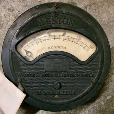 Weston Electrical Instrument Co D.C. Volt meter