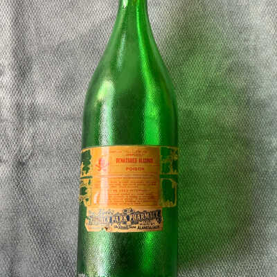 Duraglass bottle from Kyle's Lincoln Park Pharmacy, Ca. 1950