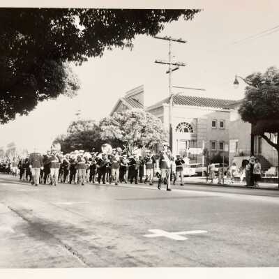 1959 Flag Day: Parade past the Carnegie Library, toward Elks Lodge.